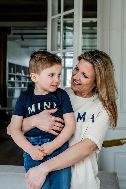 T-shirt matching, twinning is winning, mama en mini